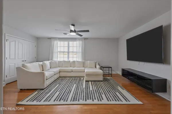 $389,900 | 1712 Wisteria View Way, Knoxville, TN 37914