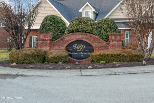 $389,900 | 1712 Wisteria View Way, Knoxville, TN 37914