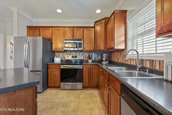 $389,900 | 1712 Wisteria View Way, Knoxville, TN 37914