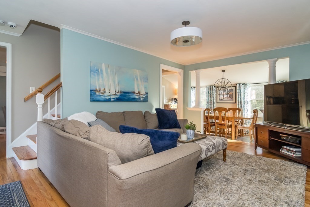 20 Sherwood Road Natick, MA 01760 - Photo 10 of 26 Gallery Image 10