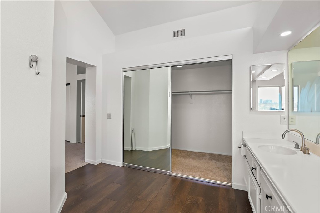 17316 Cold Spring Circle Riverside, CA 92503 - Photo 31 of 46 a bathroom with a sink and a tub