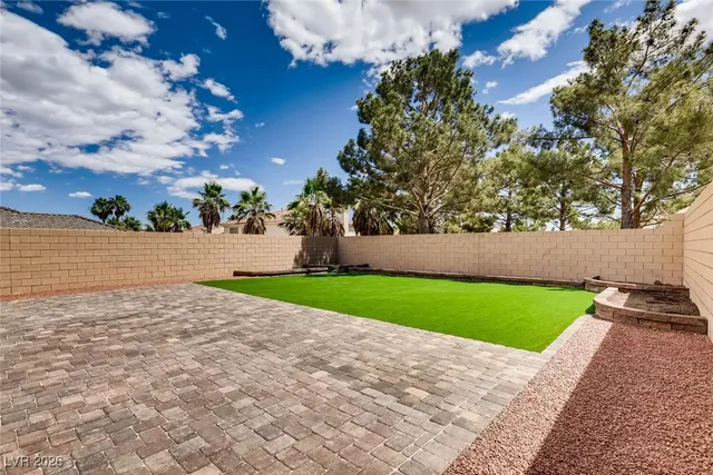 $2,795 | 8379 Lagunilla Avenue, Las Vegas, NV 89149