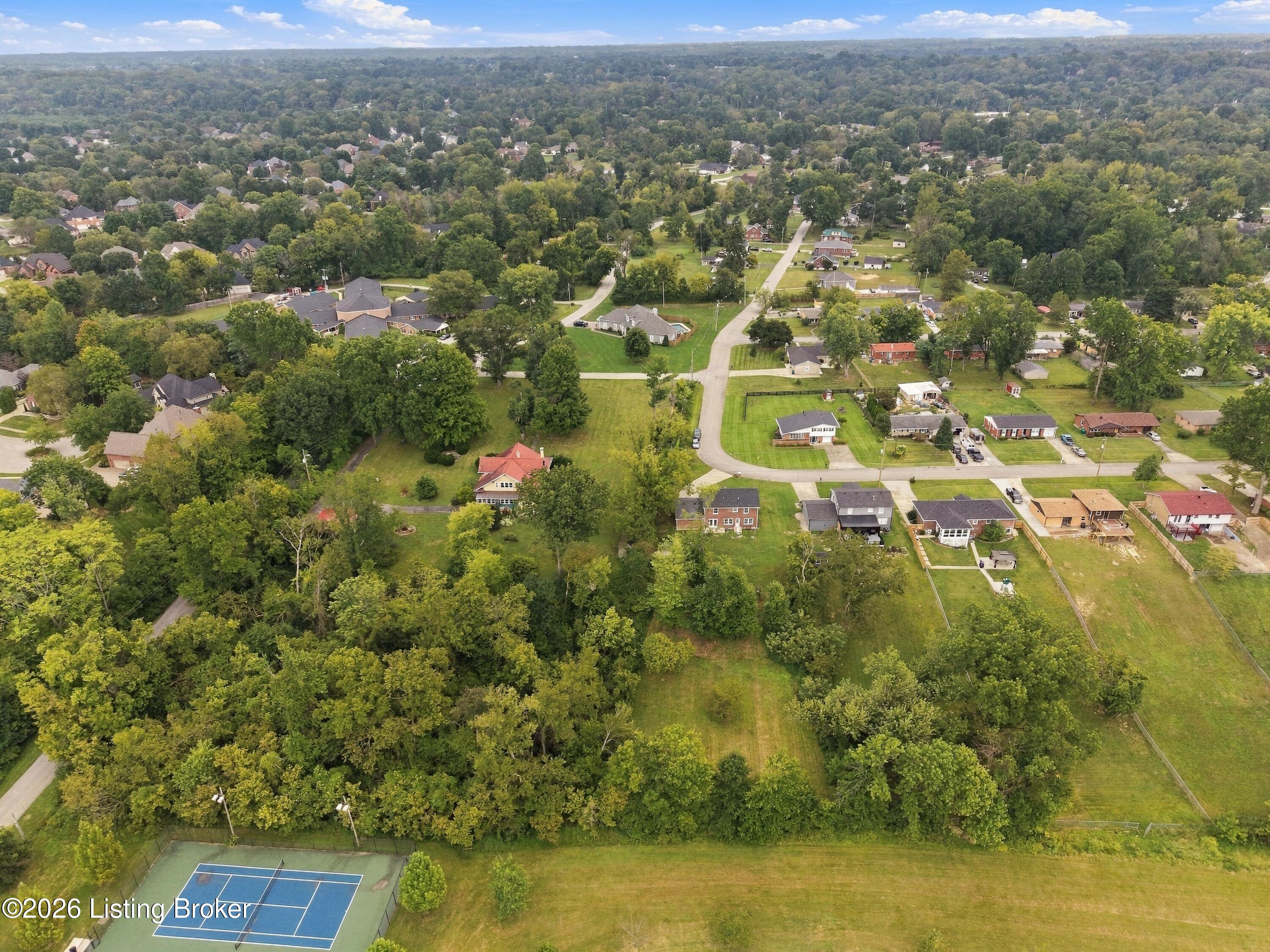 6714 Rest Way Prospect, KY 40059 - Photo 44 of 49 61_dji_20260923152527_0007_d