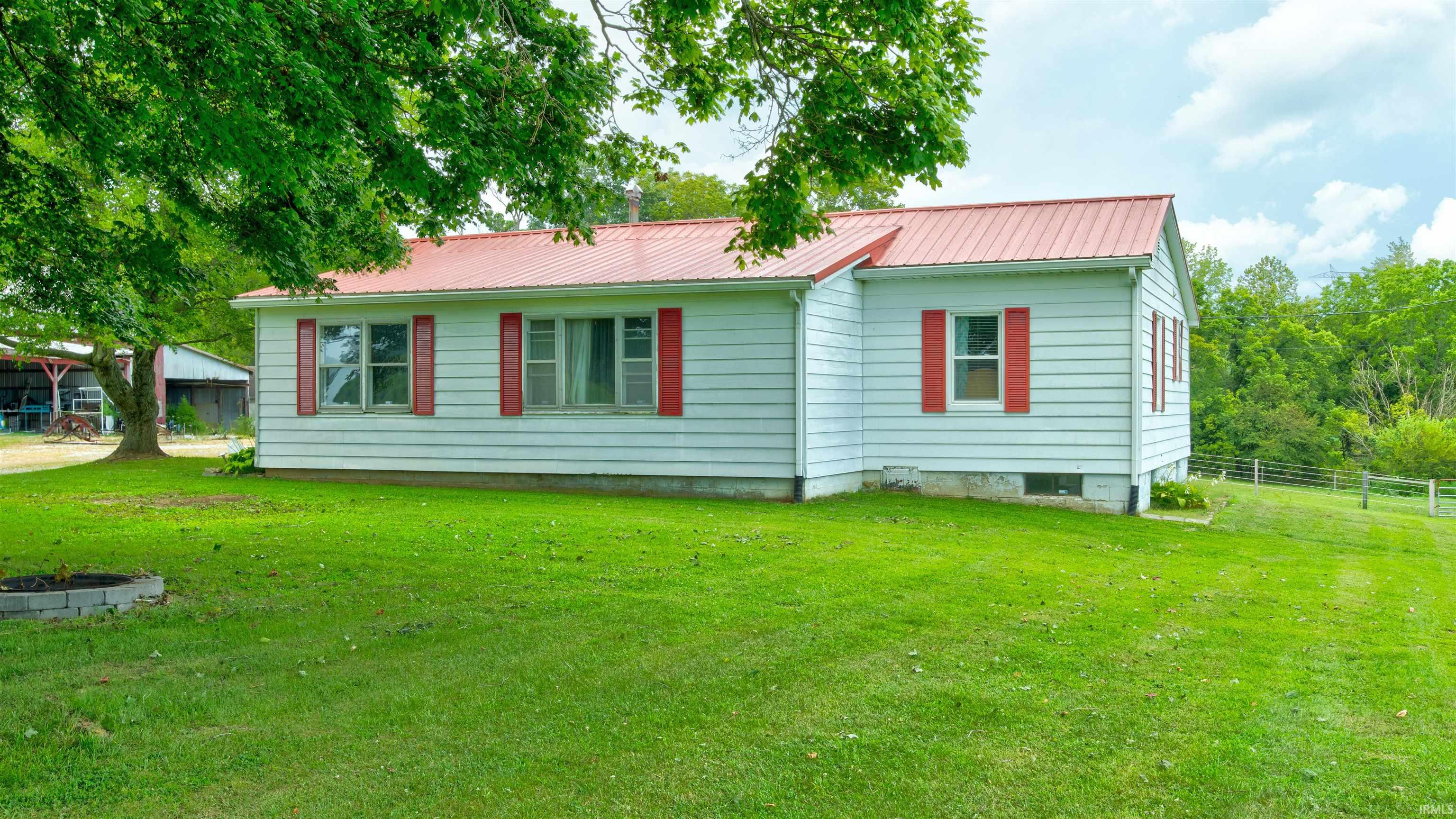 5317 North Highland Road Grandview, IN 47615 - Photo 4 of 36 Gallery Image 4