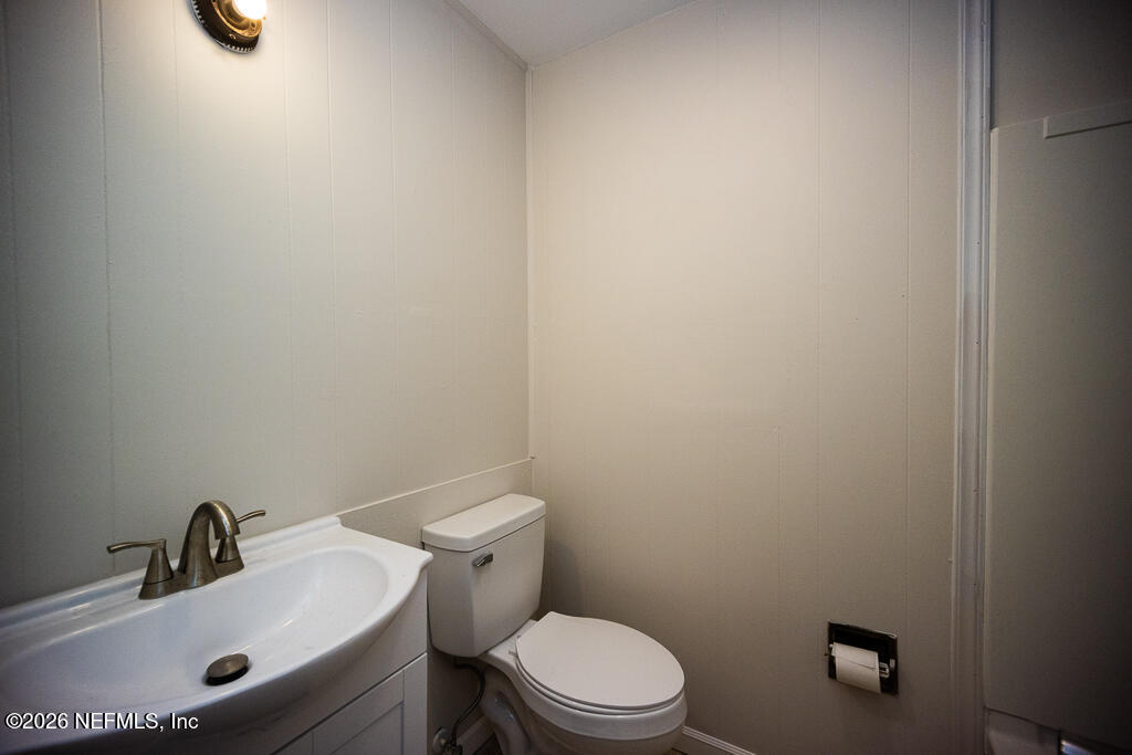 1794 Rogero Road, Unit B Jacksonville, FL 32211 - Photo 20 of 24 Bathroom