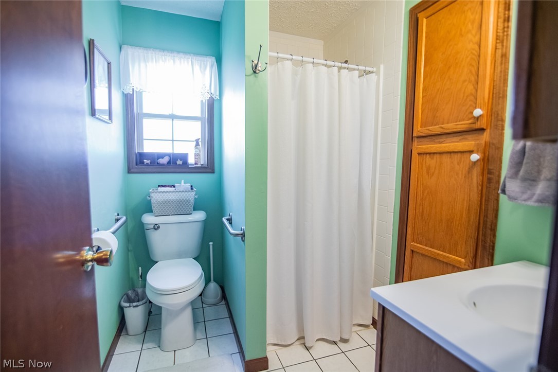 808 28th Street Vienna, WV 26105 - Photo 33 of 47
