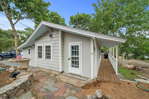 $775,000 | 47 Elm Court, Cohasset, MA 02025