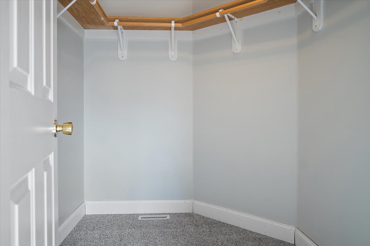 606 Windward Way Heyworth, IL 61745 - Photo 11 of 30 a view of small space