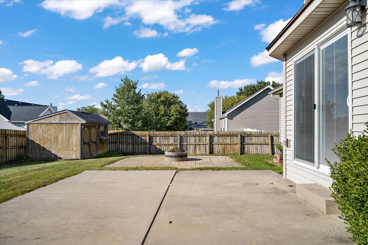 606 Windward Way Heyworth, IL 61745 - Photo 29 of 30 a view of a house with a patio