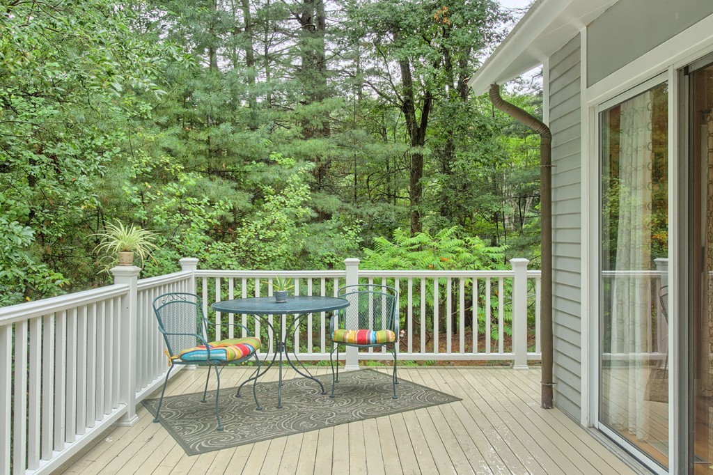 67 Outlook Road Billerica, MA 01862 - Photo 17 of 27 Gallery Image 17