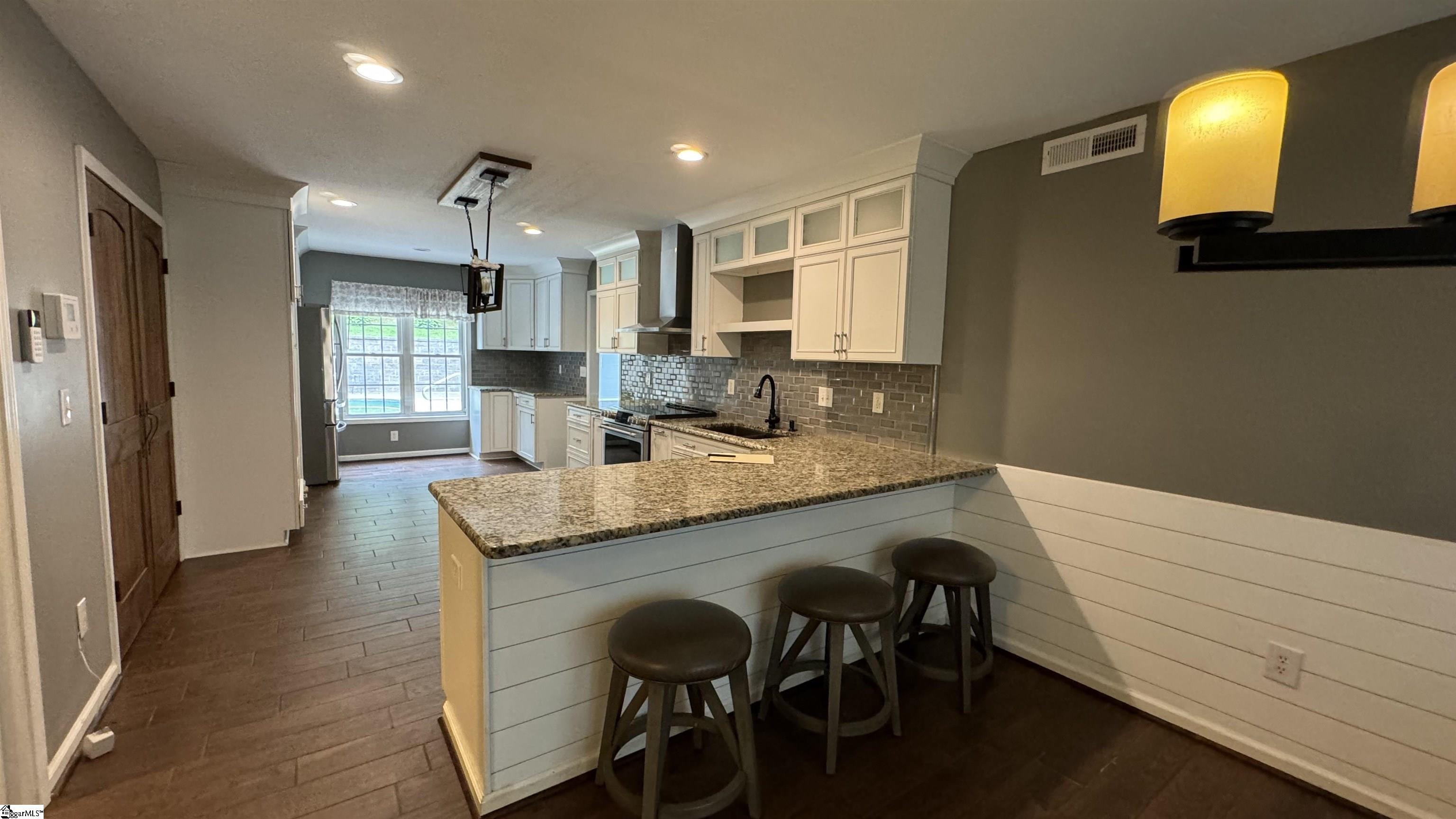 200 Henderson Road Easley, SC 29642 - Photo 7 of 28 Gallery Image 7