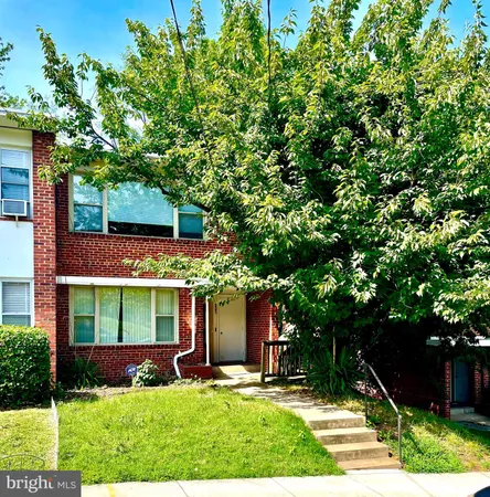 $1,450 | 108 Varnum Street Northeast, Washington, DC 20011