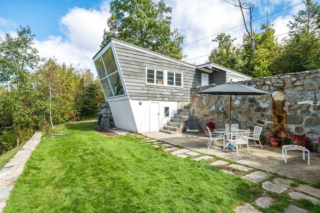 11 Upper Hampden Road Monson, MA 01057 - Photo 7 of 38