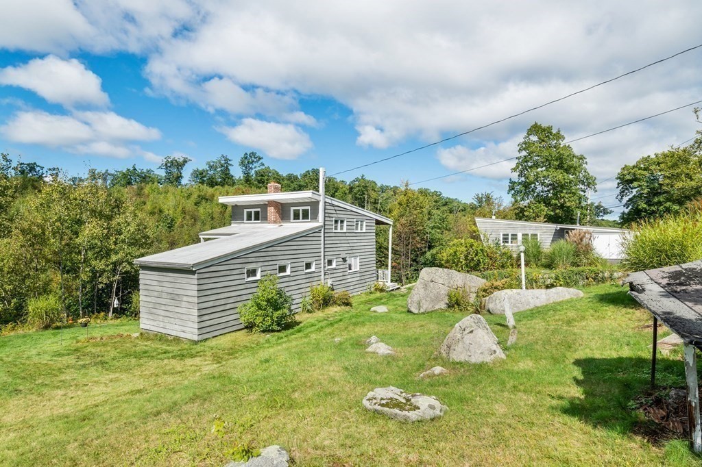 11 Upper Hampden Road Monson, MA 01057 - Photo 10 of 38