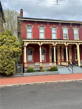 $2,300 | 1108 Sheffield Street, Pittsburgh, PA 15233