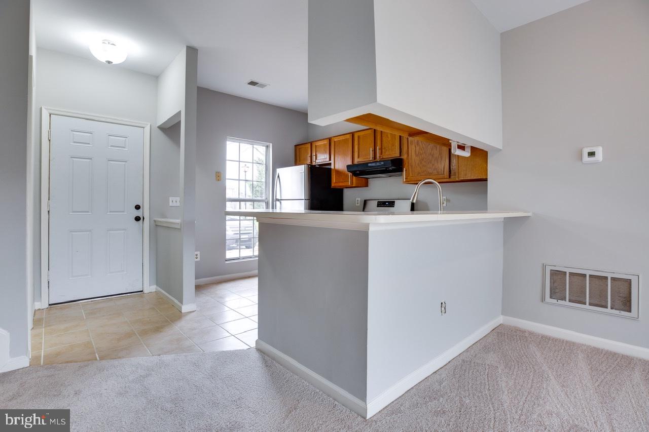 3005 McMaster Court Herndon, VA 20171 - Photo 3 of 26