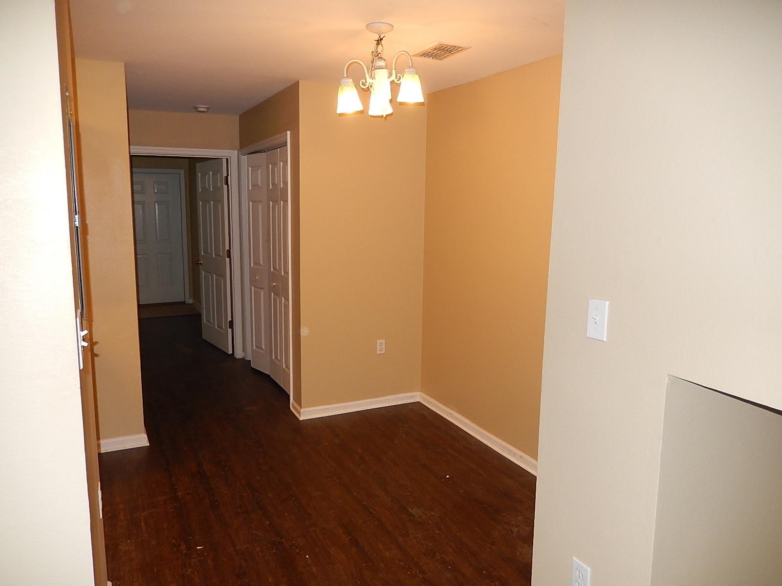 595 Fulton Road, Unit 2 Tallahassee, FL 32312 - Photo 4 of 16