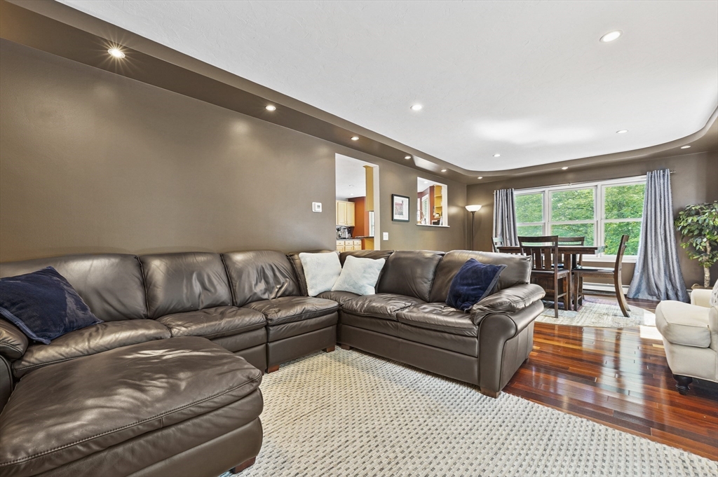 6 Val- Go Way Dudley, MA 01571 - Photo 12 of 39