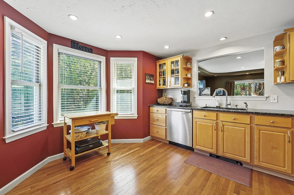 6 Val- Go Way Dudley, MA 01571 - Photo 8 of 39