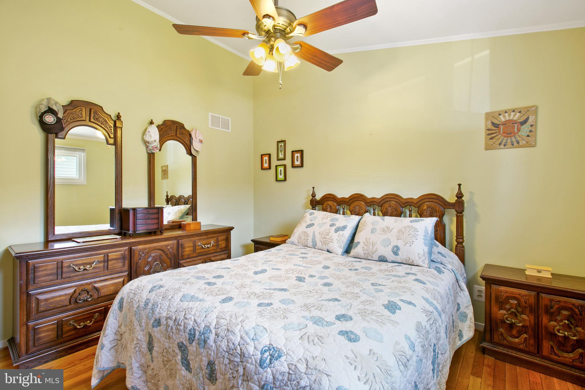 7615 Merritt Point Road Baltimore, MD 21222 - Photo 28 of 42 Primary bedroom