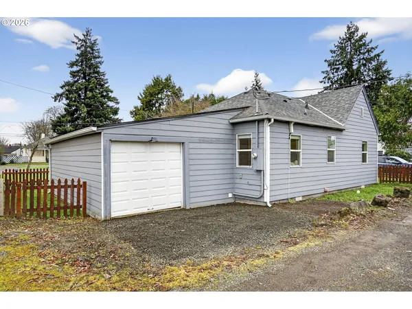 $319,000 | 155 East Rose Street, Lebanon, OR 97355
