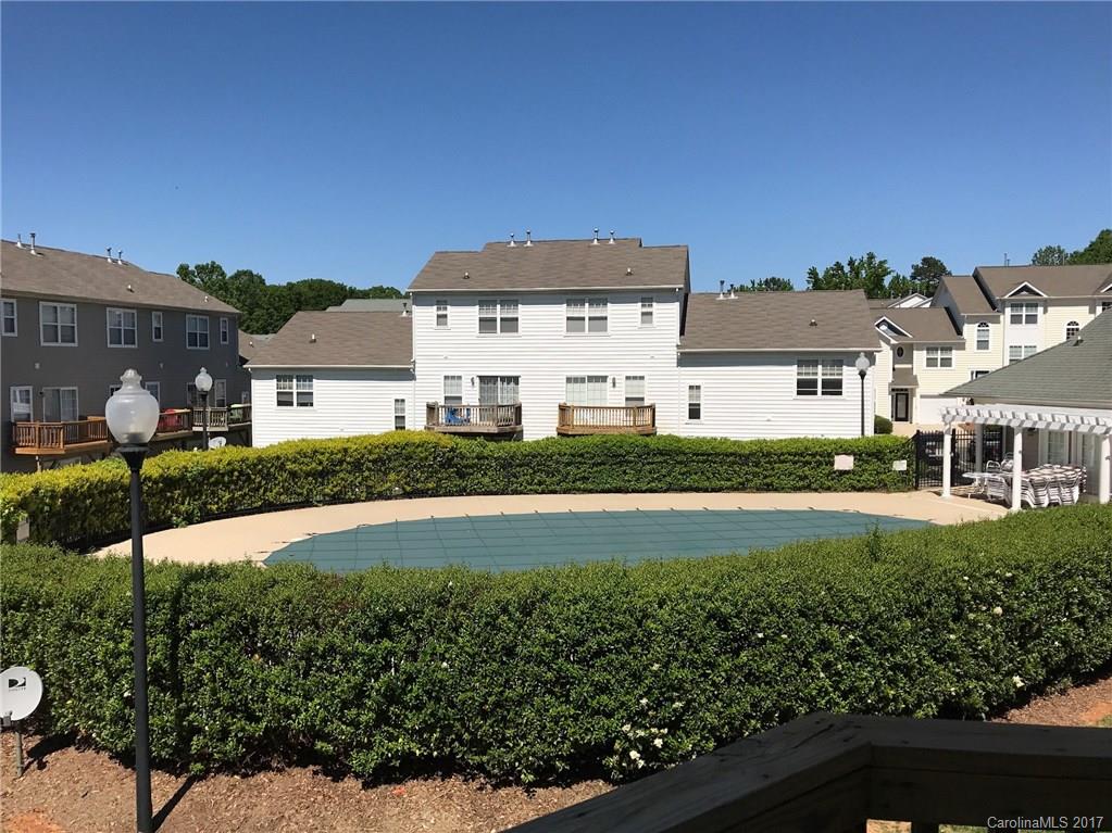 2733 Avalon Loop Road, Unit 2733 Charlotte, NC 28269 - Photo 8 of 10 Gallery Image 8
