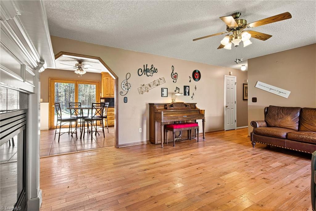 6145 Sharon Road Salisbury, NC 28147 - Photo 7 of 39