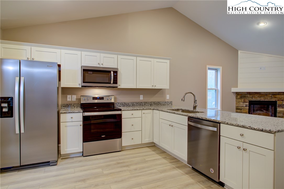 117 Carson Court, Unit 83 Boone, NC 28607 - Photo 14 of 31 Gallery Image 14