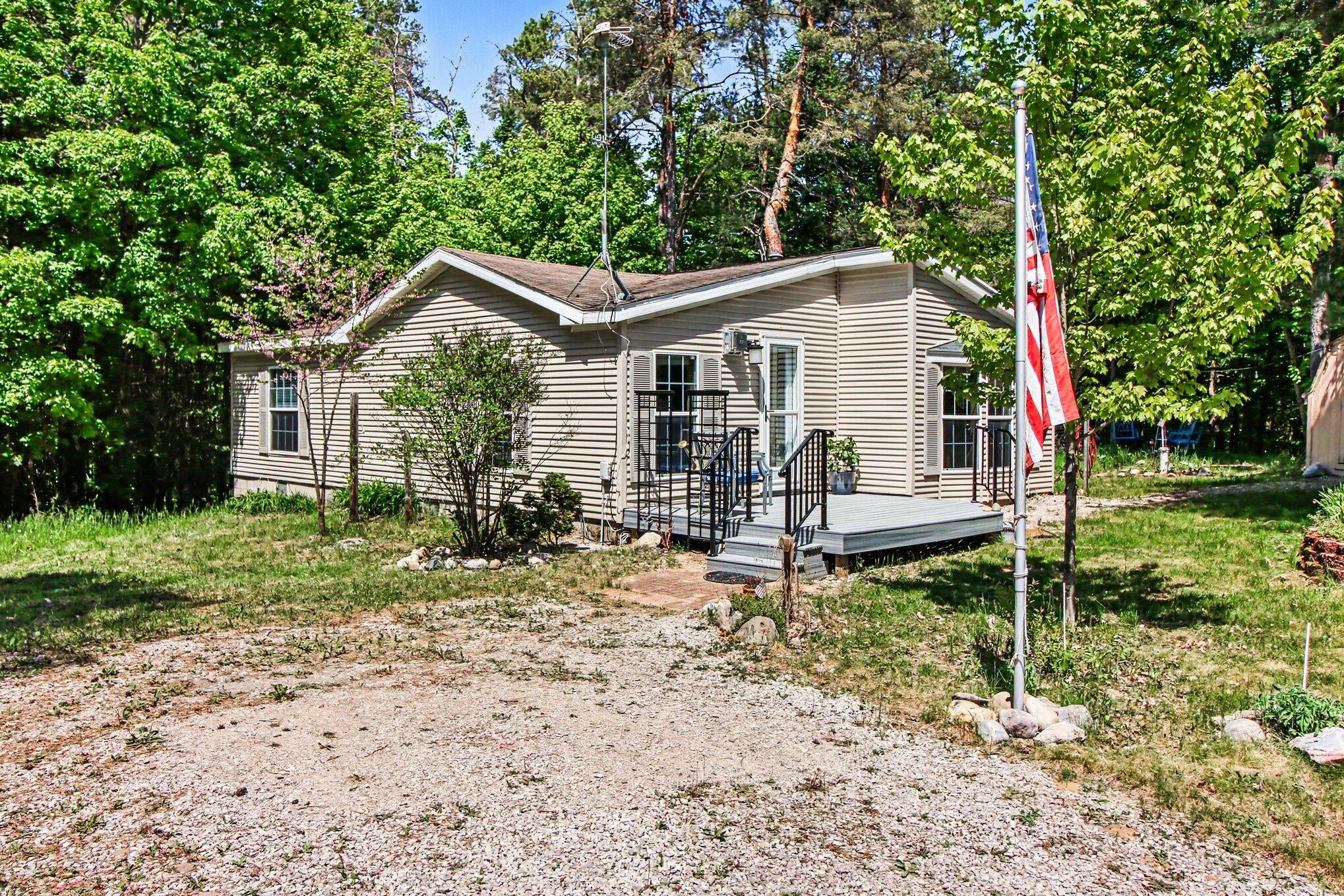 4460 Ford Road Wolverine, MI 49799 - Photo 1 of 35 003_file_6777