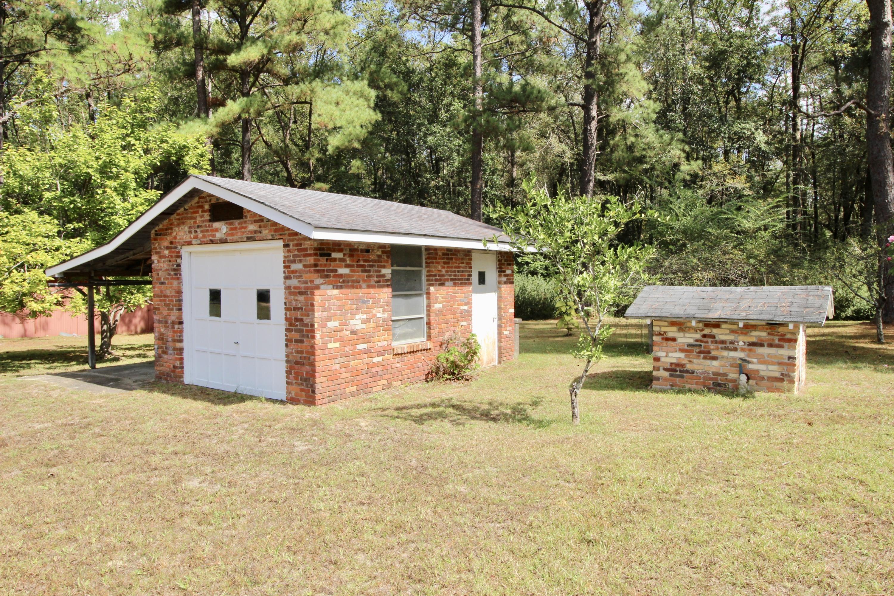 504 Bob Sikes Road DeFuniak Springs, FL 32435 - Photo 11 of 39 fullsizeoutput_7fb