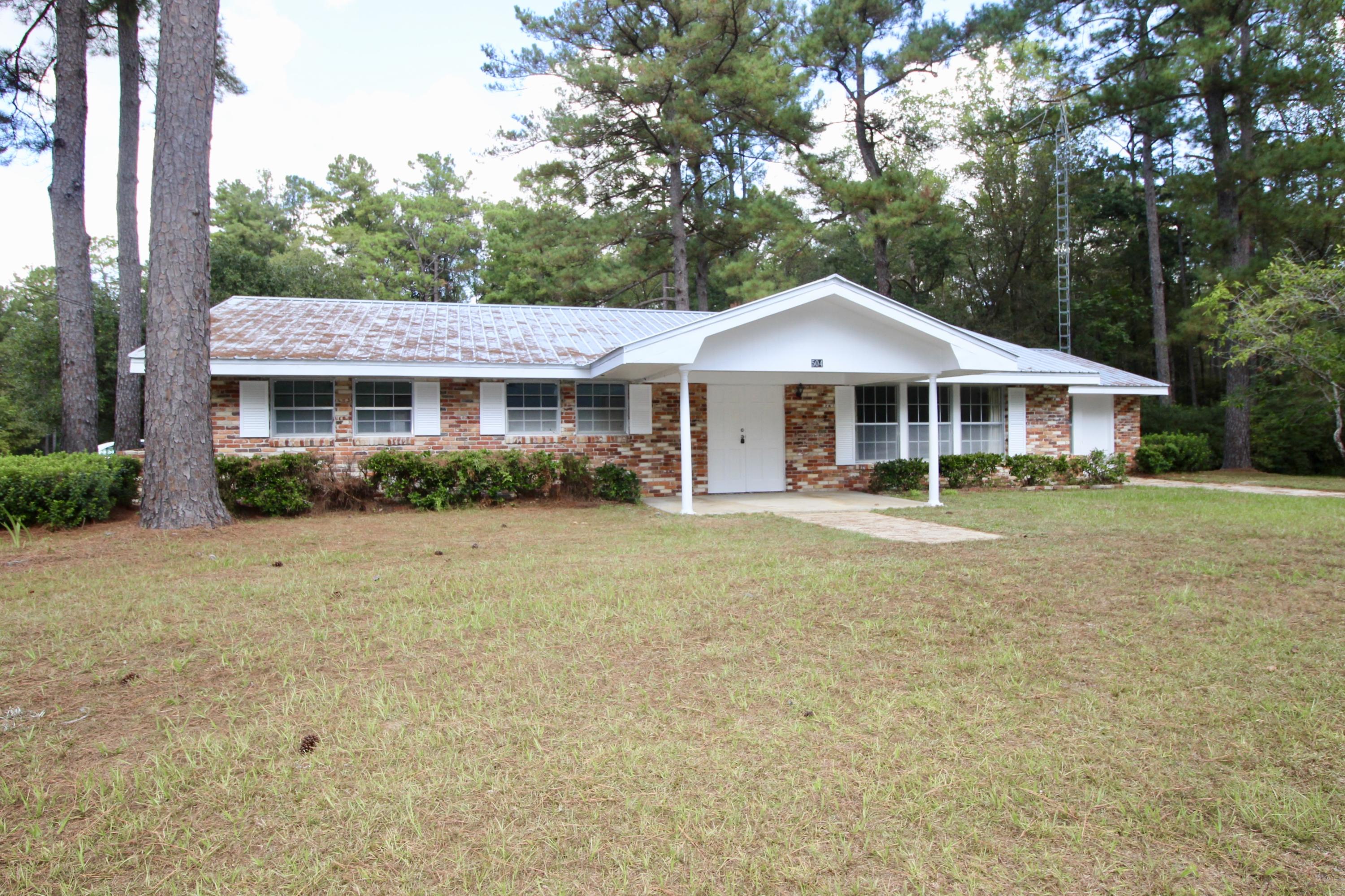 504 Bob Sikes Road DeFuniak Springs, FL 32435 - Photo 3 of 39 fullsizeoutput_809