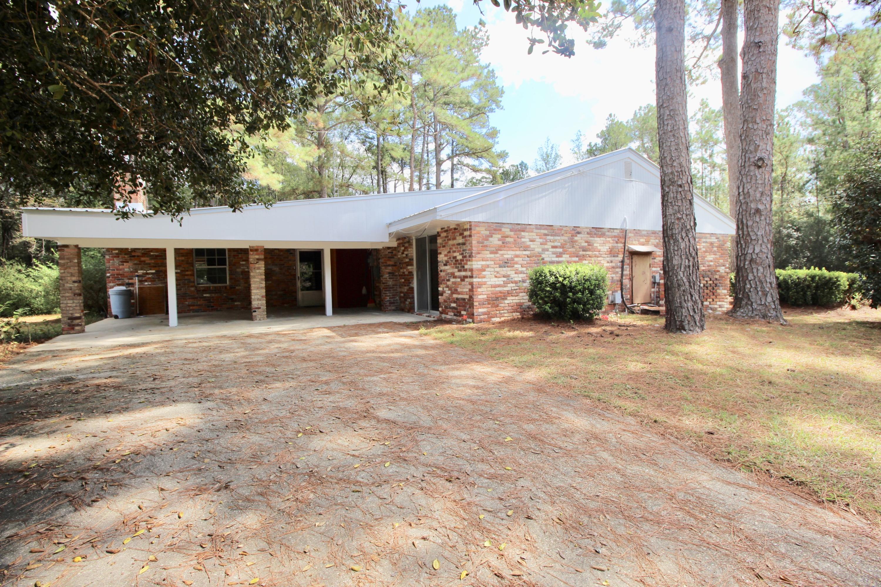 504 Bob Sikes Road DeFuniak Springs, FL 32435 - Photo 5 of 39 fullsizeoutput_810