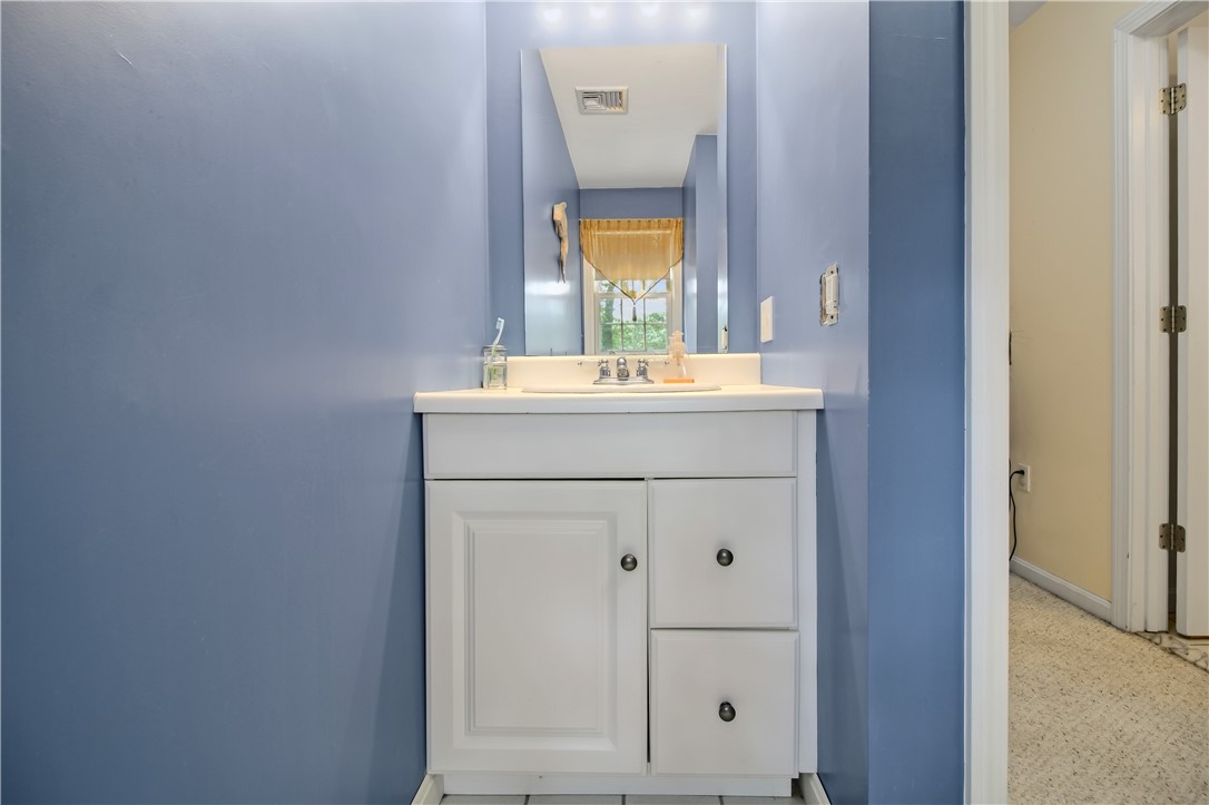 22 Breezy Knoll Road Smithfield, RI 02828 - Photo 33 of 48 Gallery Image 33
