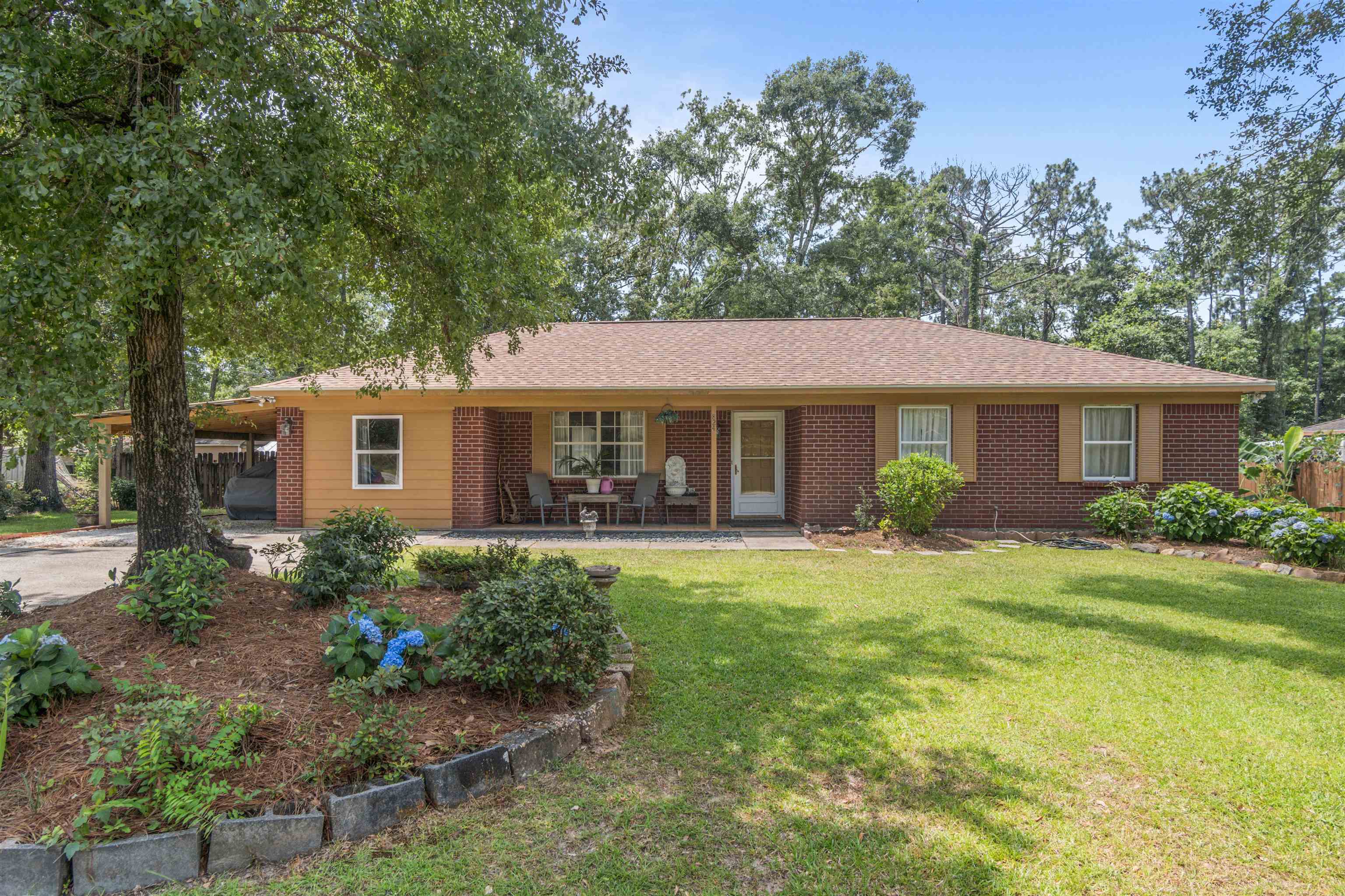 824 East Laurel Avenue Foley, AL 36535 - Photo 1 of 25