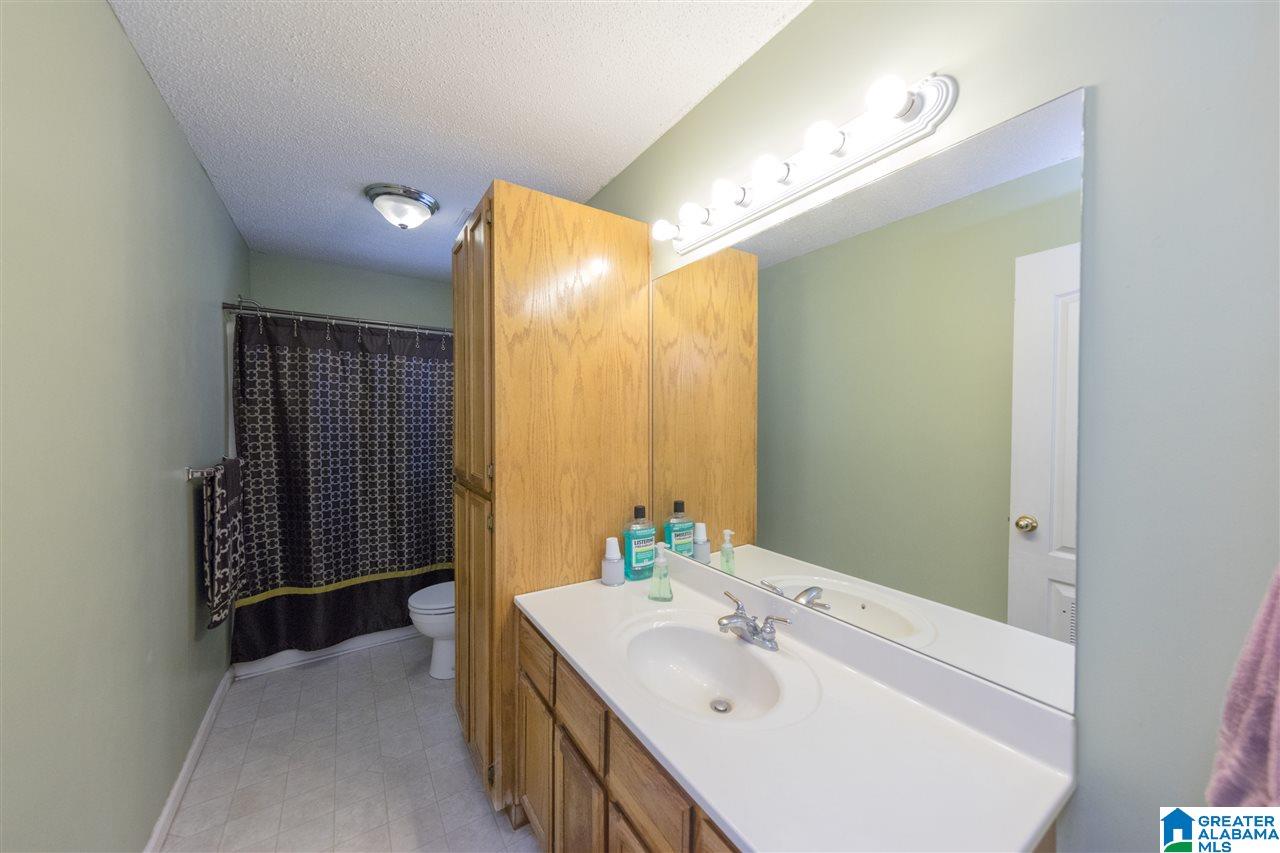 317 Deer Crossing Road Warrior, AL 35180 - Photo 18 of 27