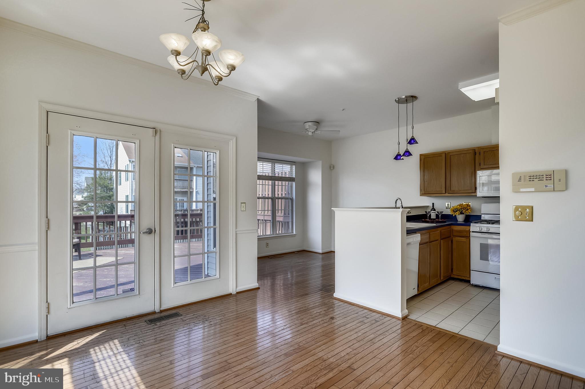 2530 Ayr Court Crofton, MD 21114 - Photo 13 of 50 Dining area and kitchen