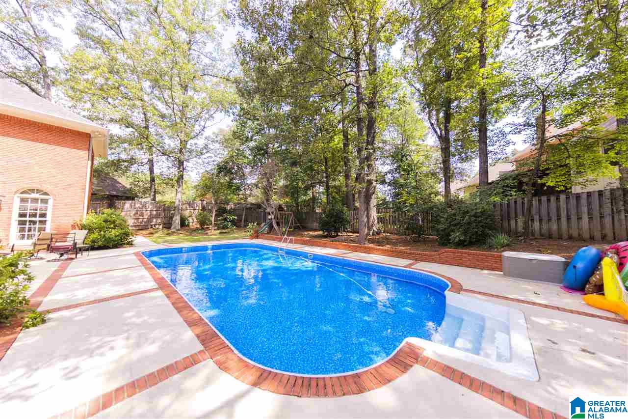 2345 Country Ridge Drive Birmingham, AL 35243 - Photo 4 of 31