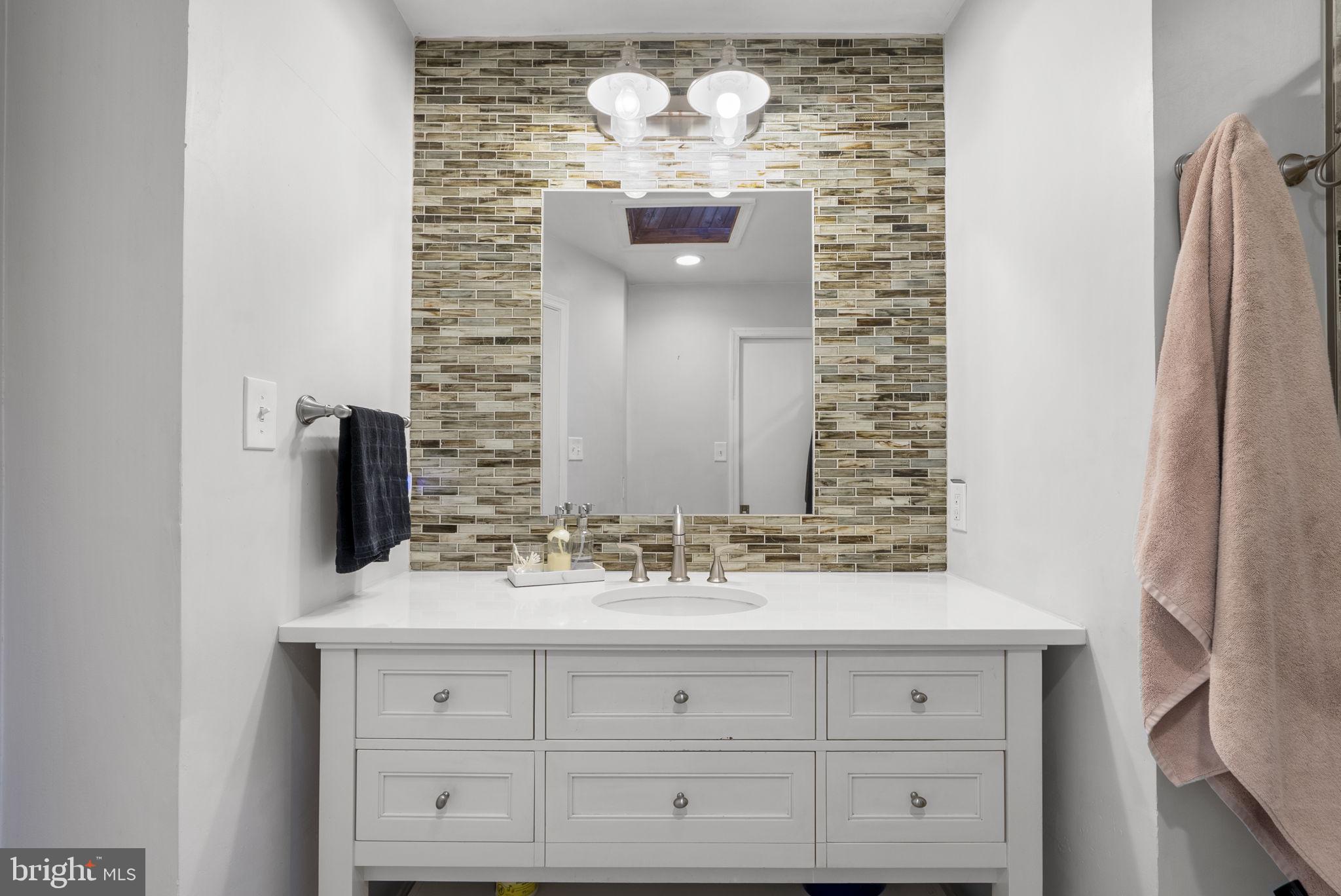 7301 Chrome Mine Road Gaithersburg, MD 20882 - Photo 26 of 45