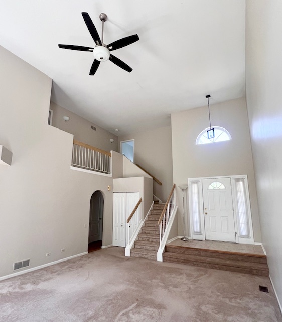 4716 Amber Circle Hoffman Estates, IL 60192 - Photo 4 of 14 a view of an entryway