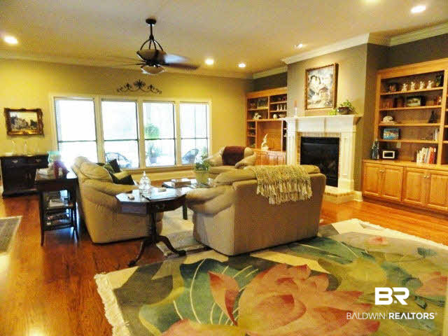 11660 Halcyon Loop Daphne, AL 36526 - Photo 12 of 26 Built-Ins