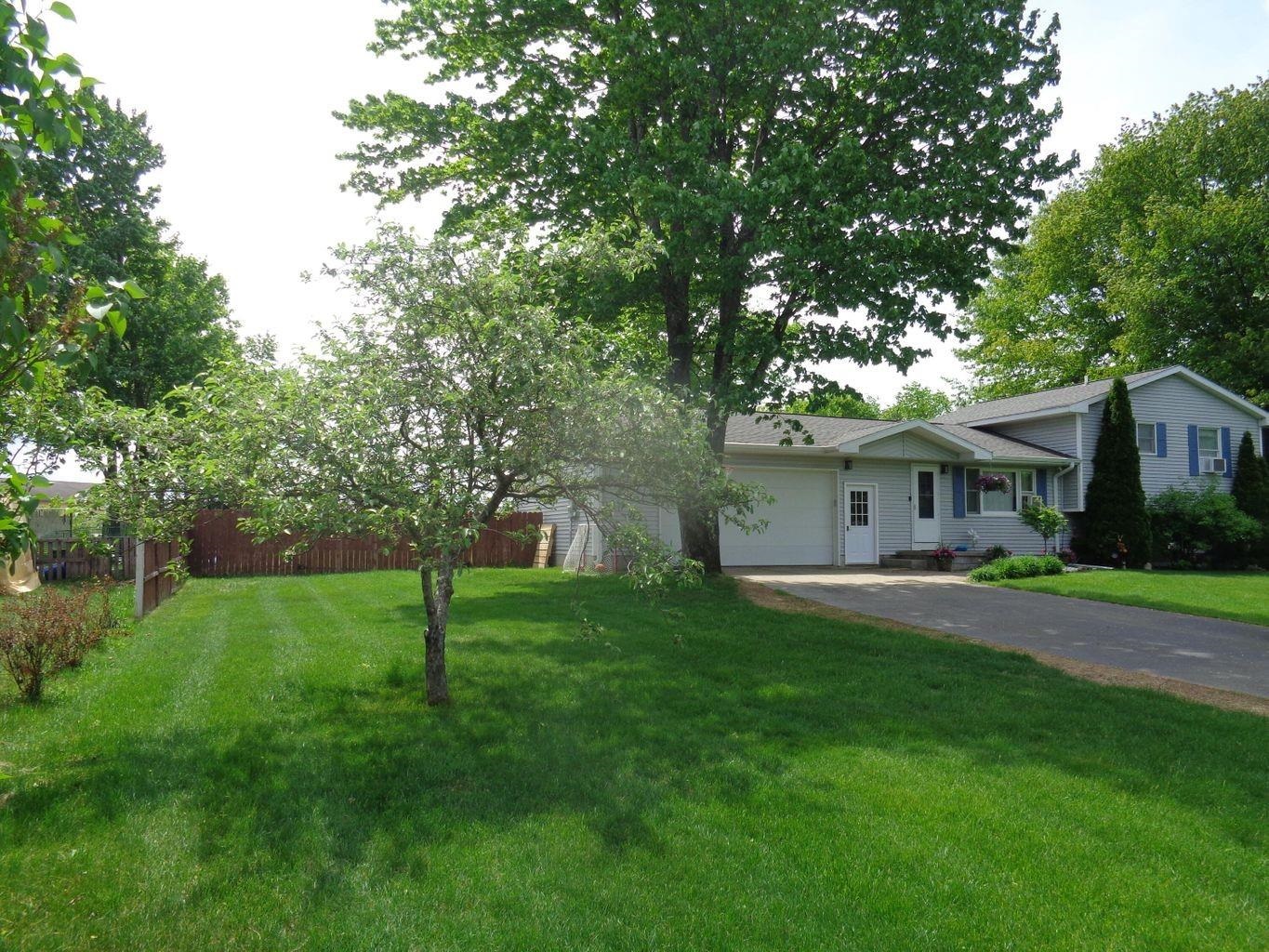 2221 Tamara Road Kalkaska, MI 49646 - Photo 2 of 9 1900642-1.JPG