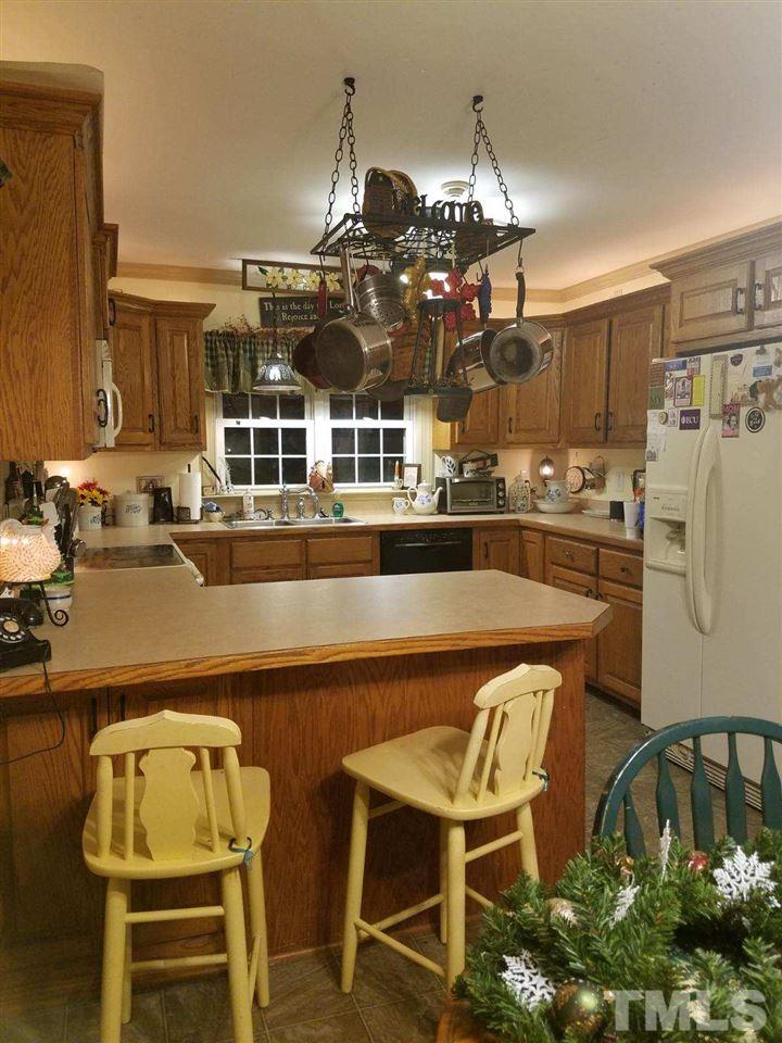 2363 Jr Road Kenly, NC 27542 - Photo 5 of 25 Gallery Image 5