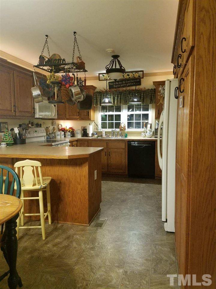 2363 Jr Road Kenly, NC 27542 - Photo 6 of 25 Gallery Image 6