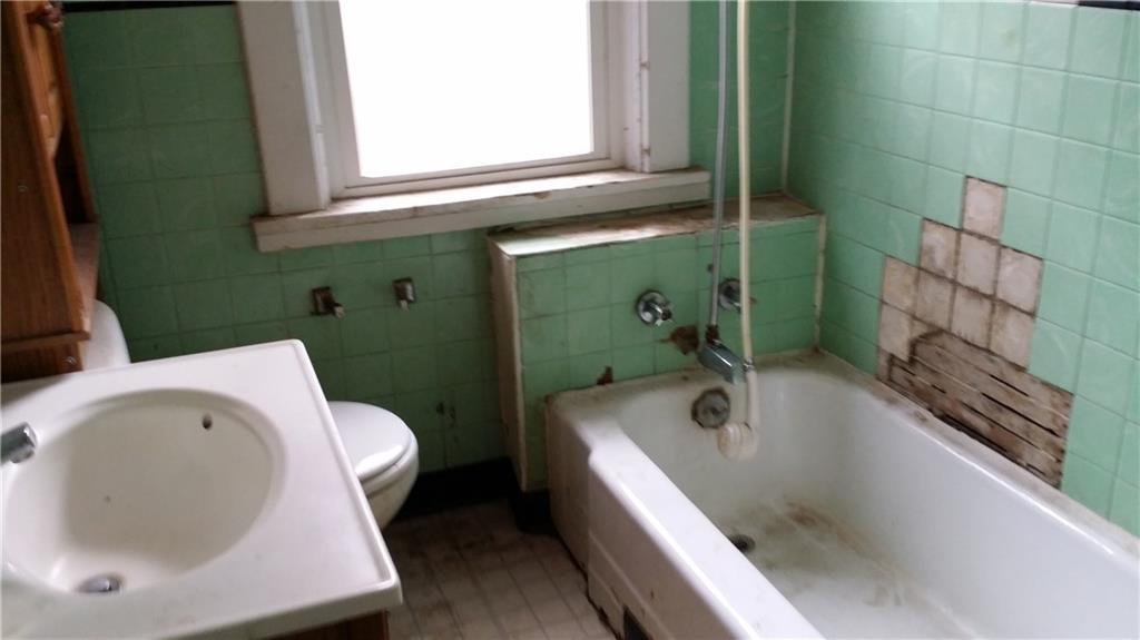 1522 Evergreen Road Pittsburgh, PA 15209 - Photo 11 of 24 Gallery Image 11