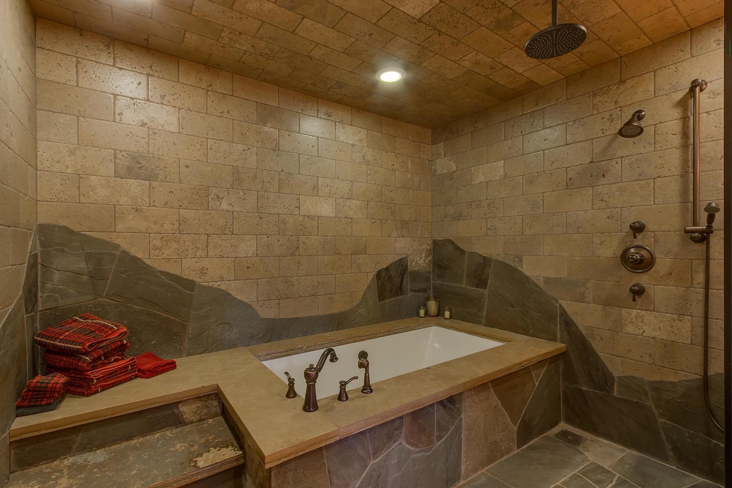1720 Grouse Ridge Road Truckee, CA 96161 - Photo 11 of 21 Gallery Image 11