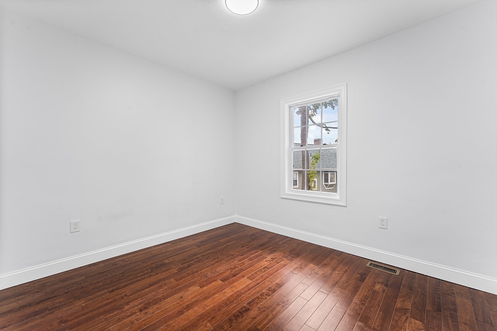70 Edgehill Road Winthrop, MA 02152 - Photo 15 of 40