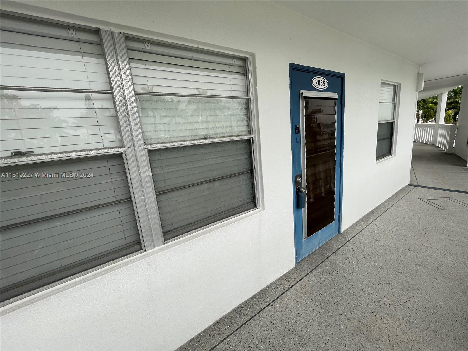 2085 Exeter, Unit 2085 Boca Raton, FL 33434 - Photo 21 of 31 a view of front door