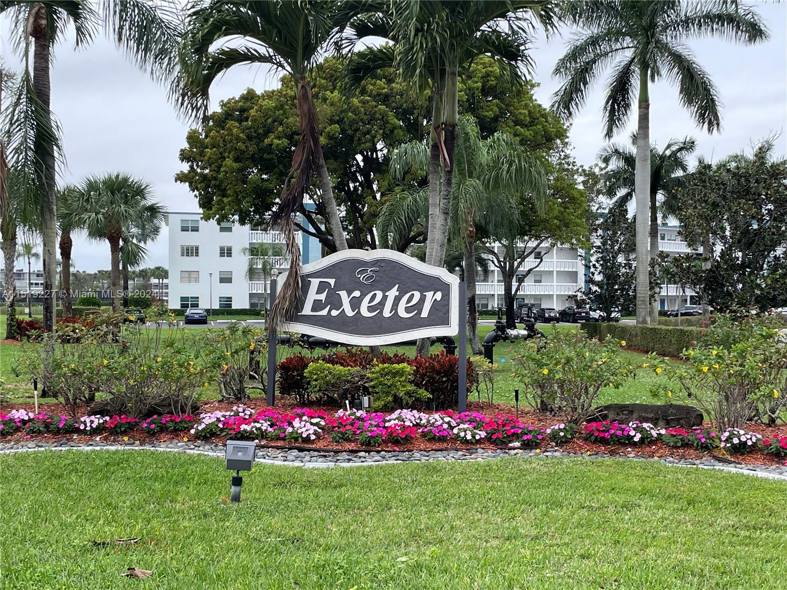 2085 Exeter, Unit 2085 Boca Raton, FL 33434 - Photo 25 of 31 a view of outdoor space and garden