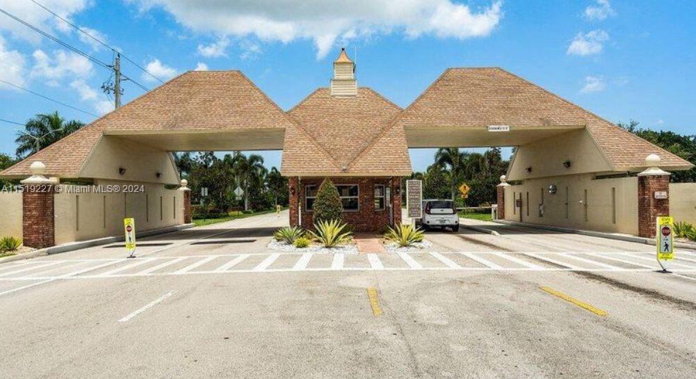 2085 Exeter, Unit 2085 Boca Raton, FL 33434 - Photo 30 of 31 a view of a house with entertaining space