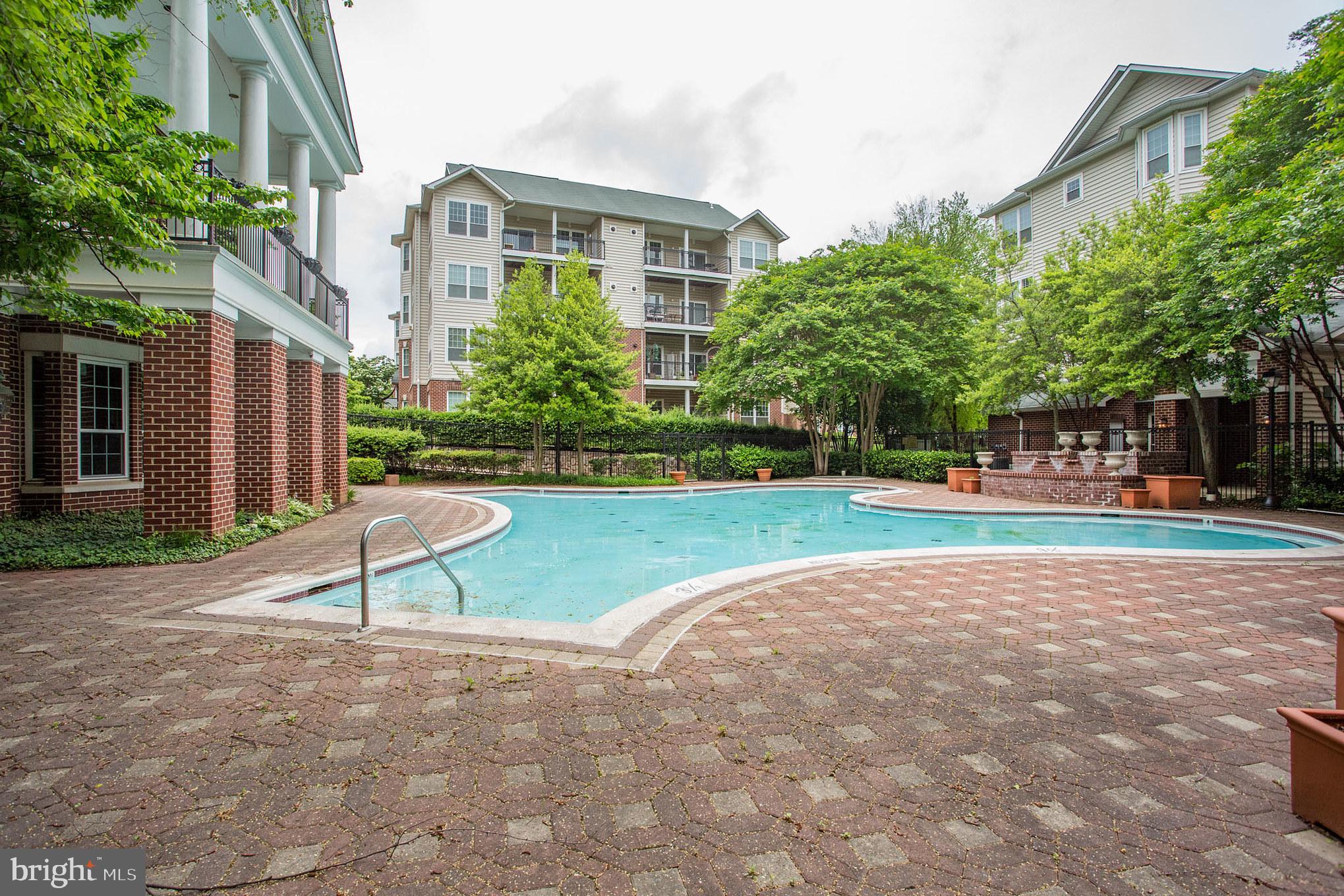 1591 Spring Gate Dr., Unit 3311 McLean, VA 22102 - Photo 4 of 11